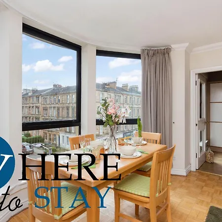Bright 1 Bedroom Apartment-Private Parking Glasgow Exterior photo