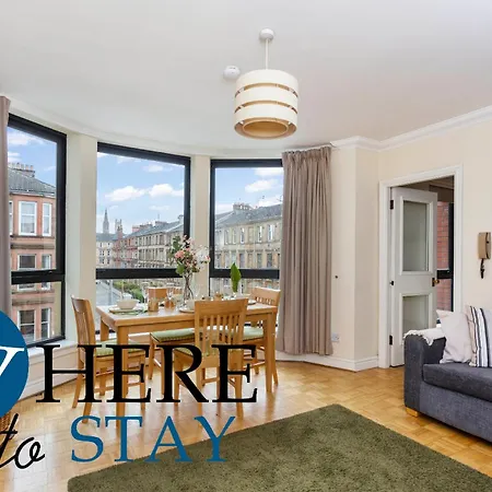 Bright 1 Bedroom Apartment-Private Parking Glasgow Exterior photo