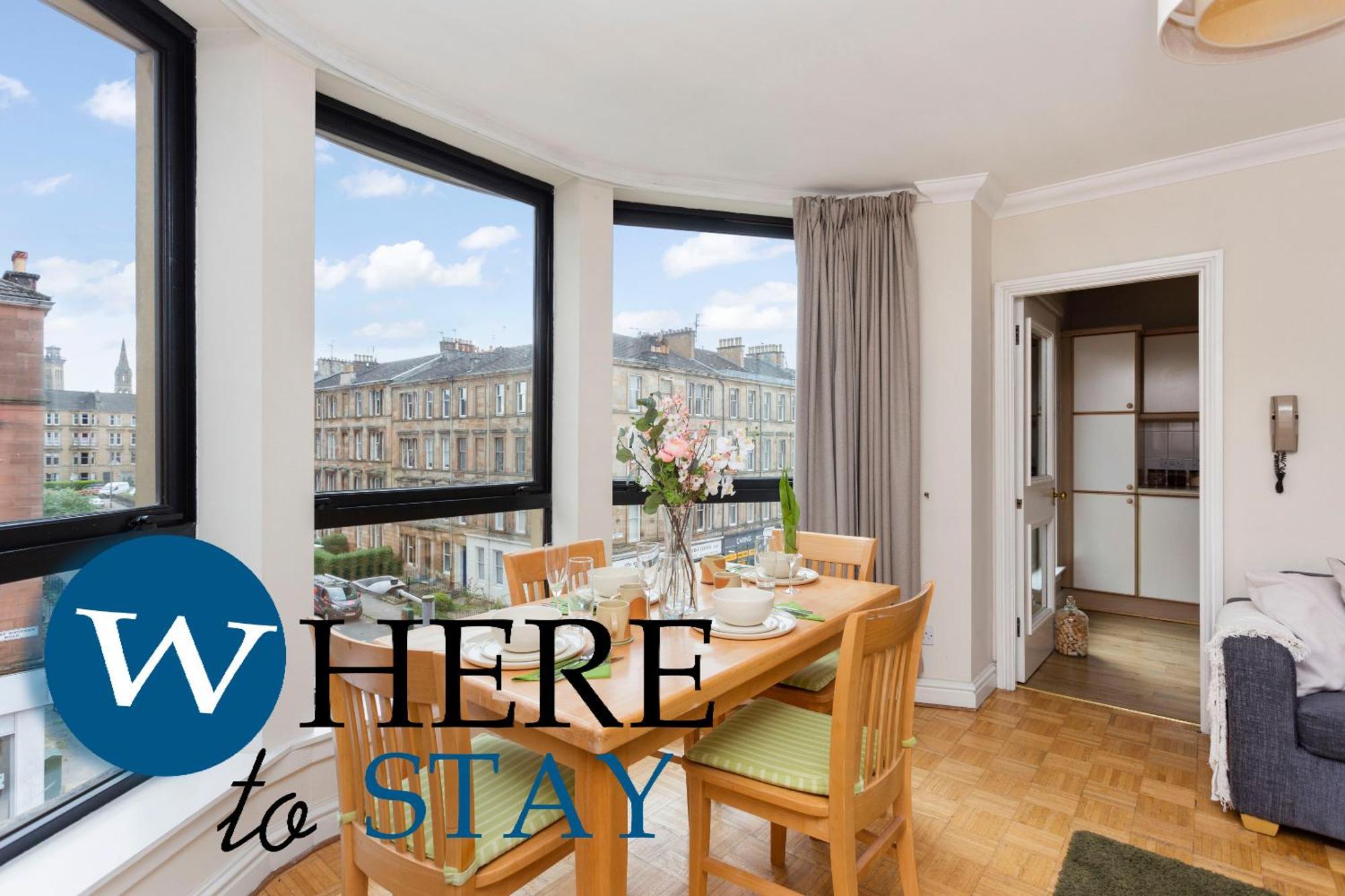 Bright 1 Bedroom Apartment-private Parking