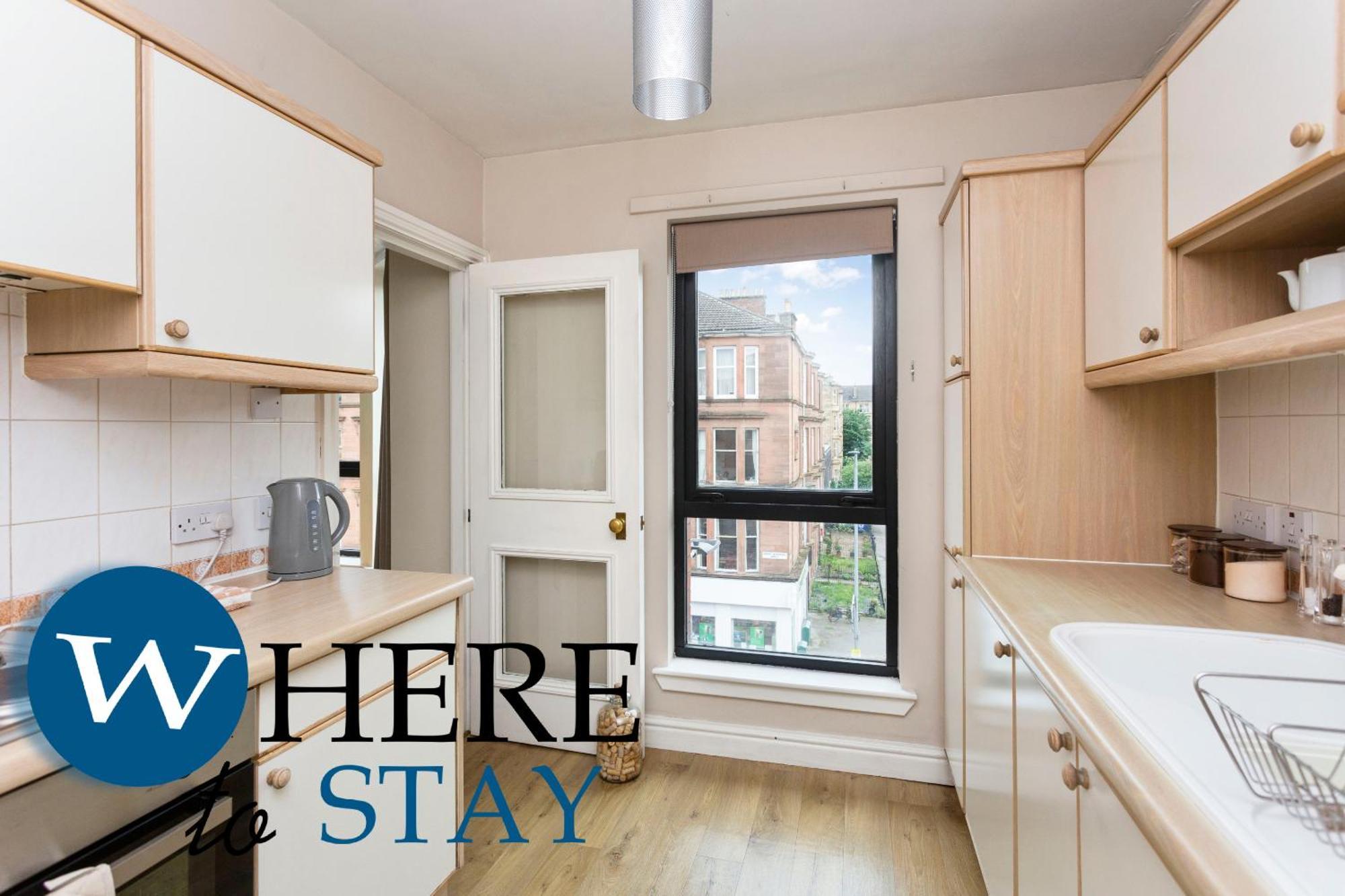 Bright 1 Bedroom Apartment-private Parking Apartment Glasgow
