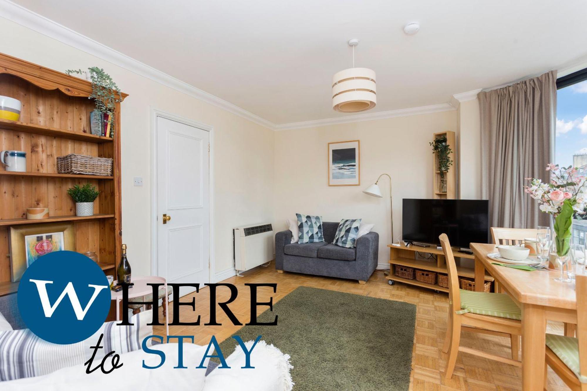 Bright 1 Bedroom Apartment-private Parking Apartment Glasgow